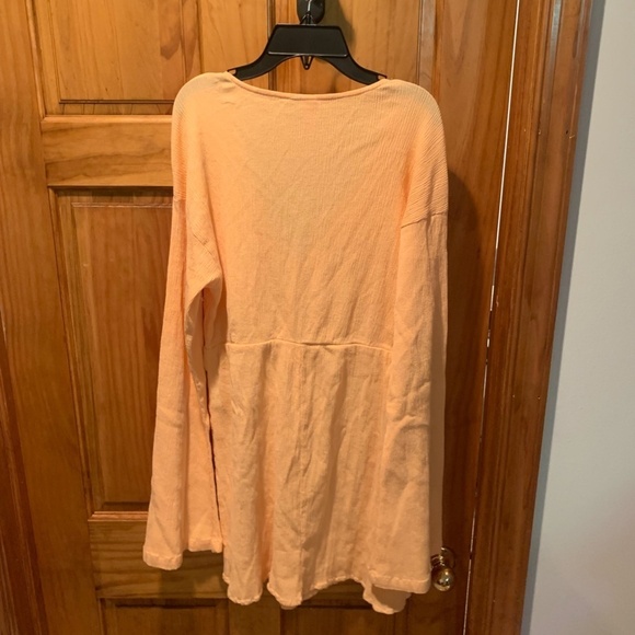 Something New Chrissy Long Sleeve V-neck Short Dress in Light Orange Large - Picture 3 of 6